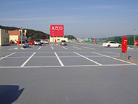 駐車場ライン施工後　　全施工完了