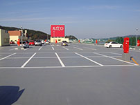 駐車場ライン工事・塗装工事を経て完成です。