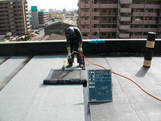 改質アスファルト防水工法　押え工法